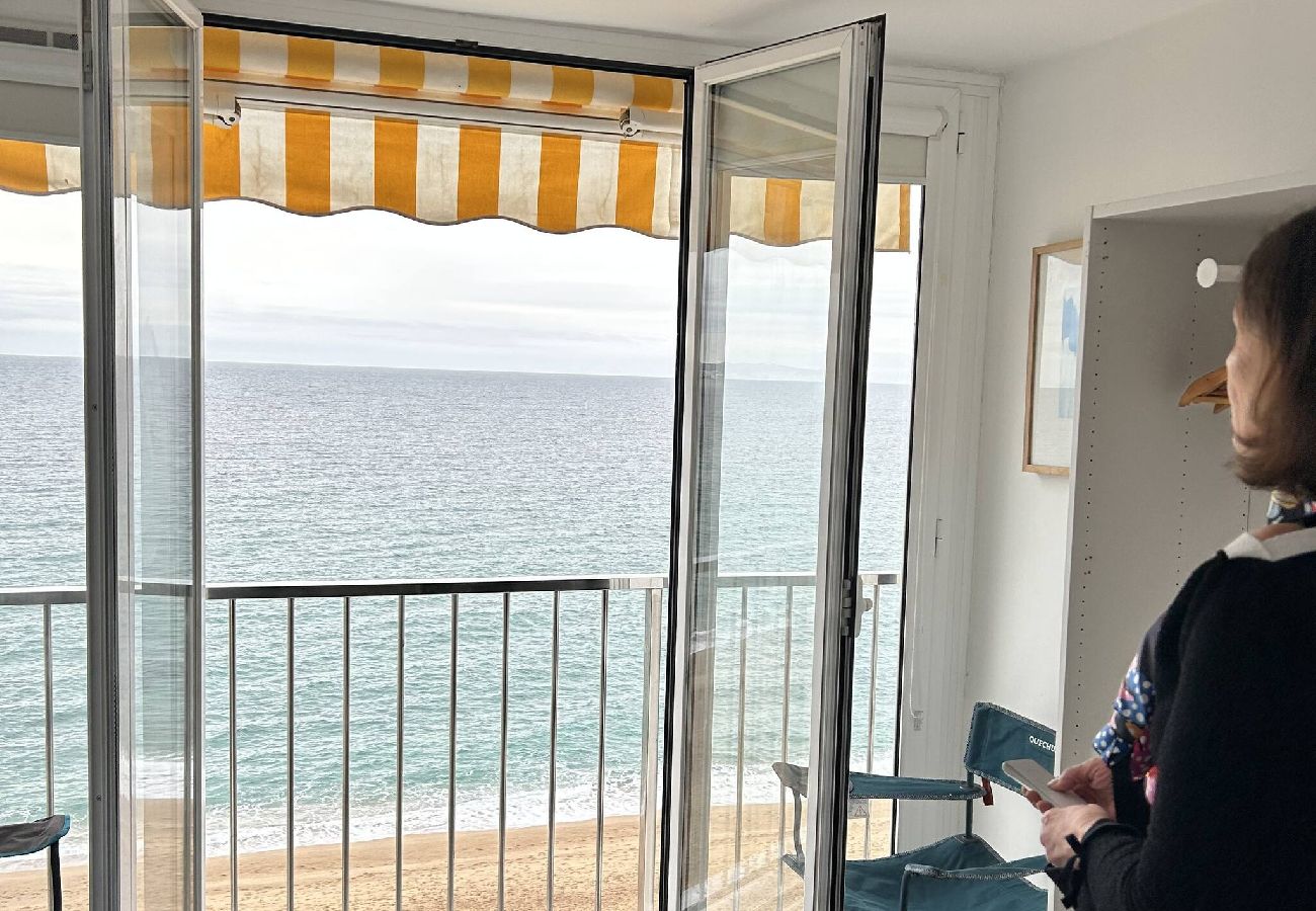 Estudio en Platja d´Aro - 04.90 6ta Planta frente al mar Beach Palace