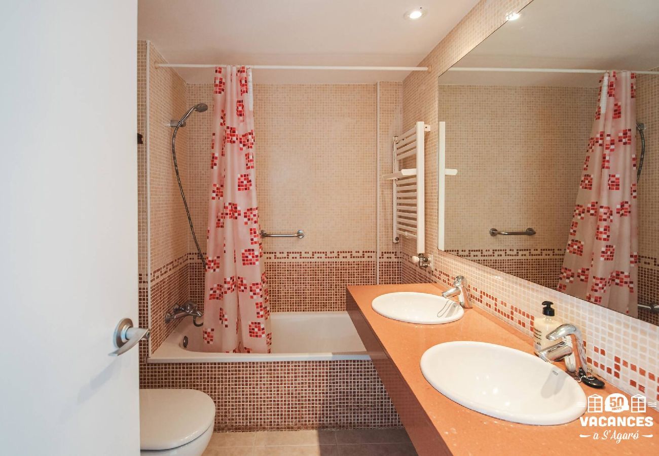 Apartamento en S´agaro - 20.90 Duplex Piscina Parking muy cerca de Playa