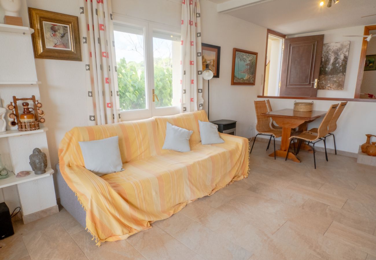 Apartamento en S´agaro - 07.00 APTO URBANIZACION JARDÍN Y PISCINA COM