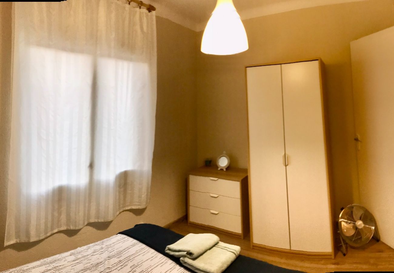 Apartamento en Sant Feliu de Guixols - 57.00 Apartamento  Trafalgar