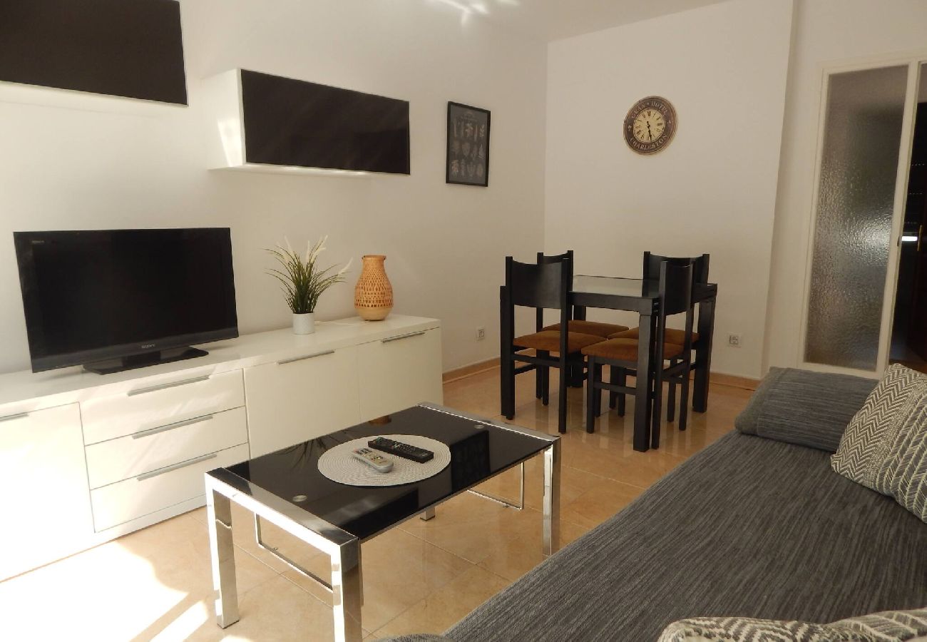 Appartement à S´agaro - 15.00 Les Pitas I 2n 1a   Acogedor apartamento