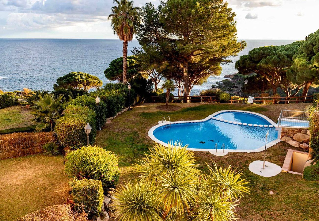 Appartement à Sant Feliu de Guixols - 47.10 S'Agaró Las Velas 3-15 Apto con vistas