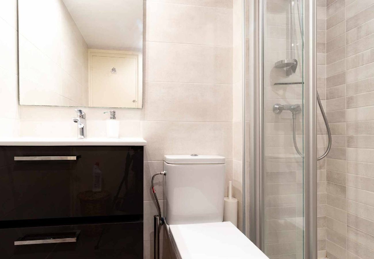 Appartement à Sant Feliu de Guixols - 28.10 Blanques 13 S'Agaró Casa con jardin