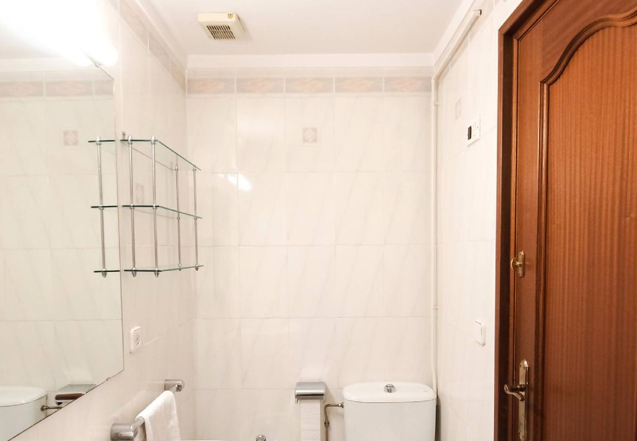 Appartement à Platja d´Aro - 01.00 Platja D'Aro duplex centro con PK