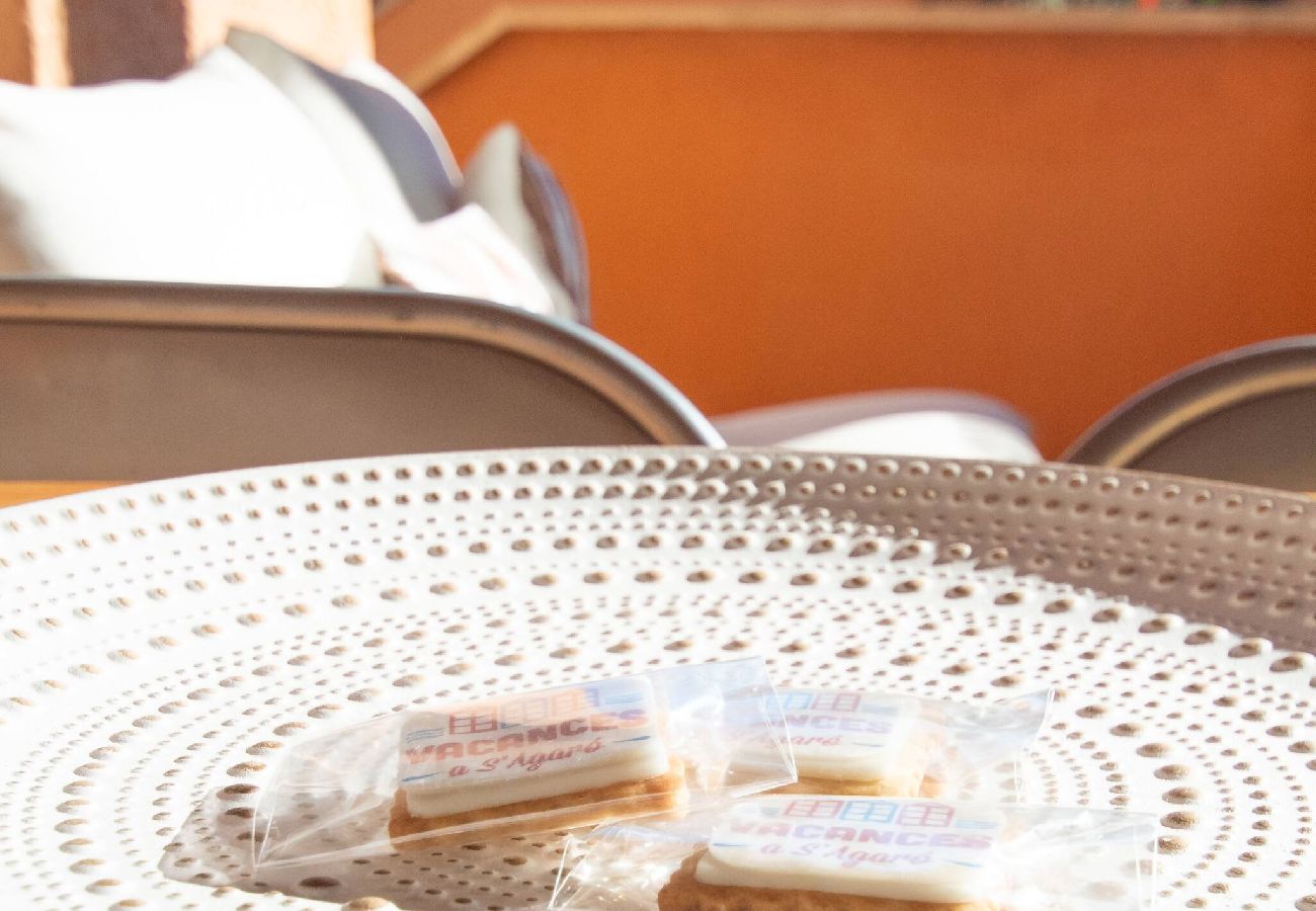 Appartement à S´agaro - 22.10 Girones Con Piscina Y Parking