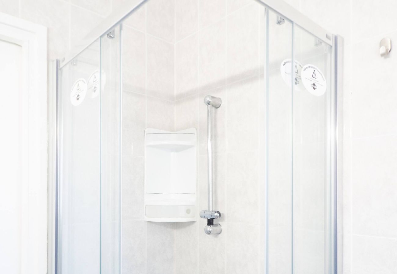 Appartement à S´agaro - 22.10 Girones Con Piscina Y Parking