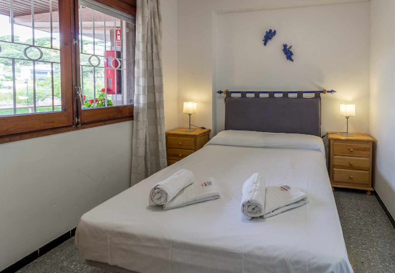 Appartement à Sant Feliu de Guixols - 38.11 S'Agaró Caleta Sol 406 Apto  terraza y vista