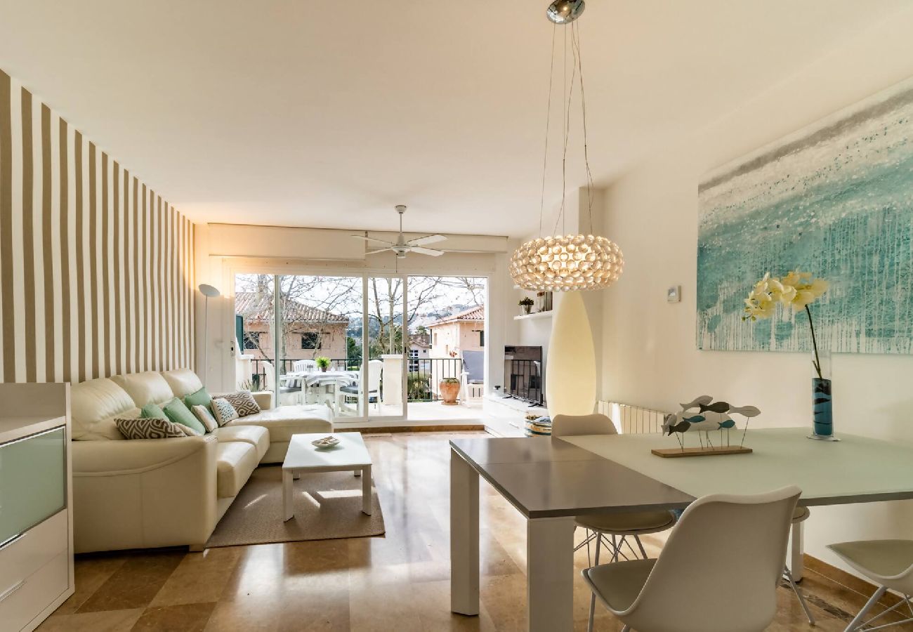 Appartement à S´agaro - 17.00 S'Agaró Park Apto 200 m Playa y