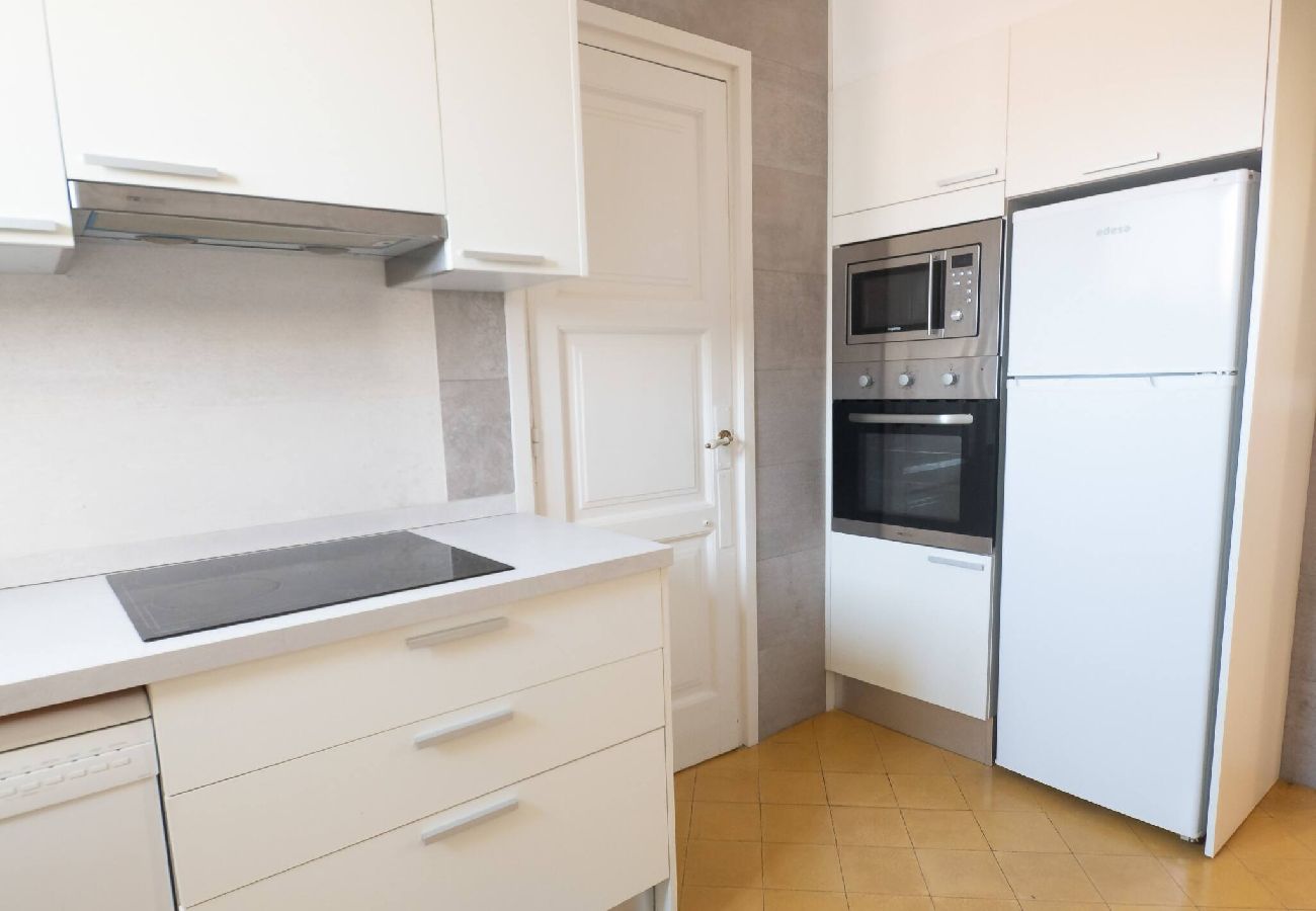 Appartement à Sant Feliu de Guixols - 29.90   1° Linea de Platja St Pol S'Agaró