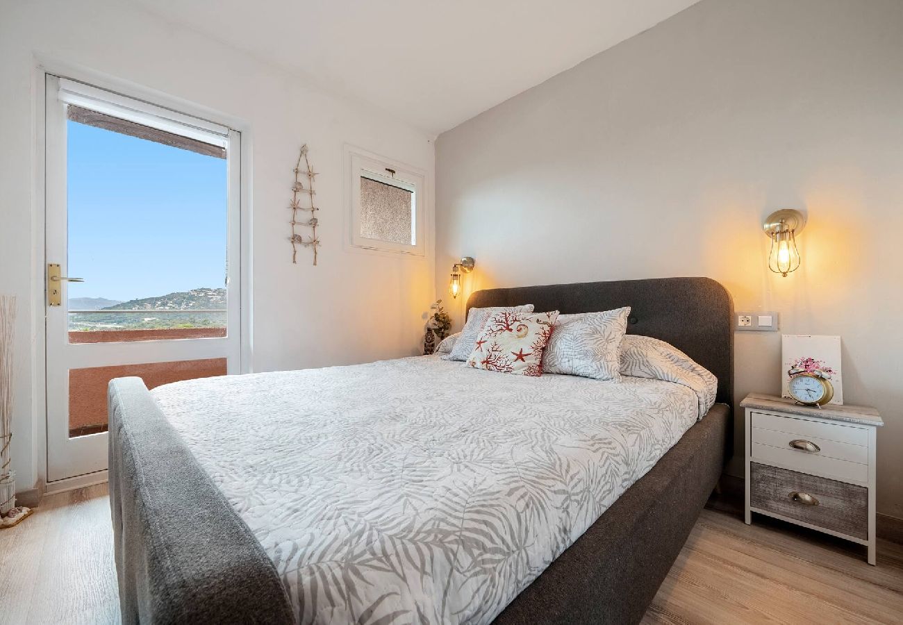 Appartement à Platja d´Aro - 01.30 Casa Adosada Politur con piscina comunitaria