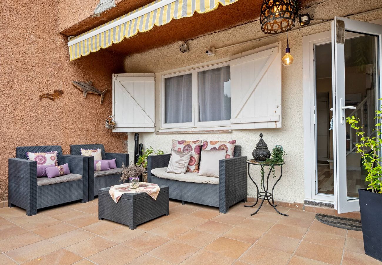 Appartement à Platja d´Aro - 01.30 Casa Adosada Politur con piscina comunitaria