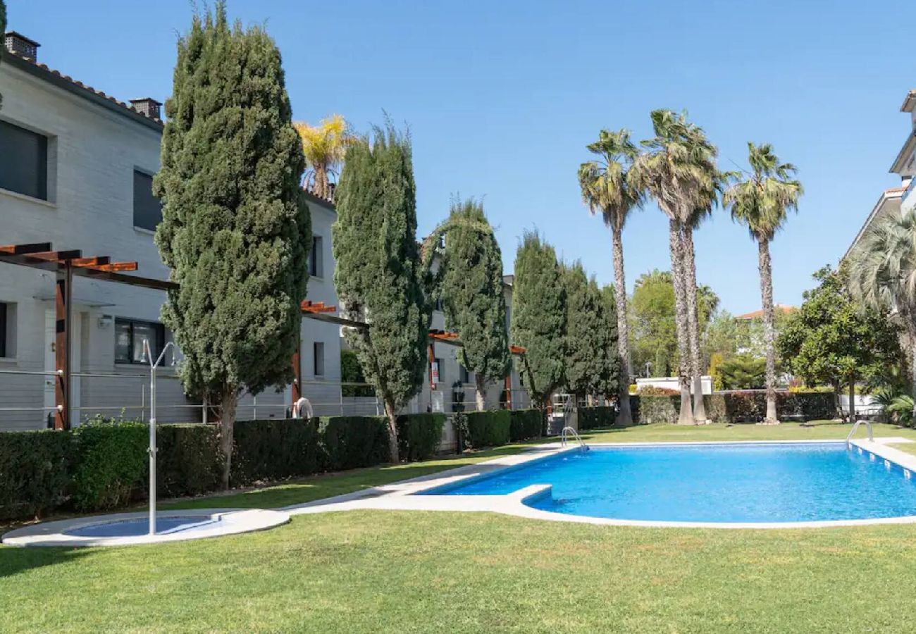 Maison mitoyenne à Platja d´Aro - 05.70 Marina Port D'Aro Casa adosada