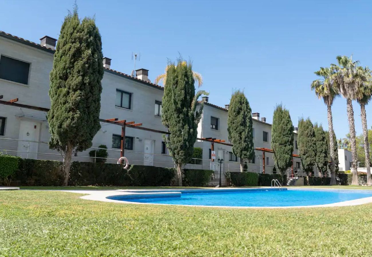 Maison mitoyenne à Platja d´Aro - 05.70 Marina Port D'Aro Casa adosada