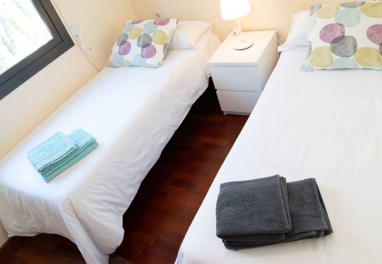 Maison mitoyenne à Platja d´Aro - 05.70 Marina Port D'Aro Casa adosada