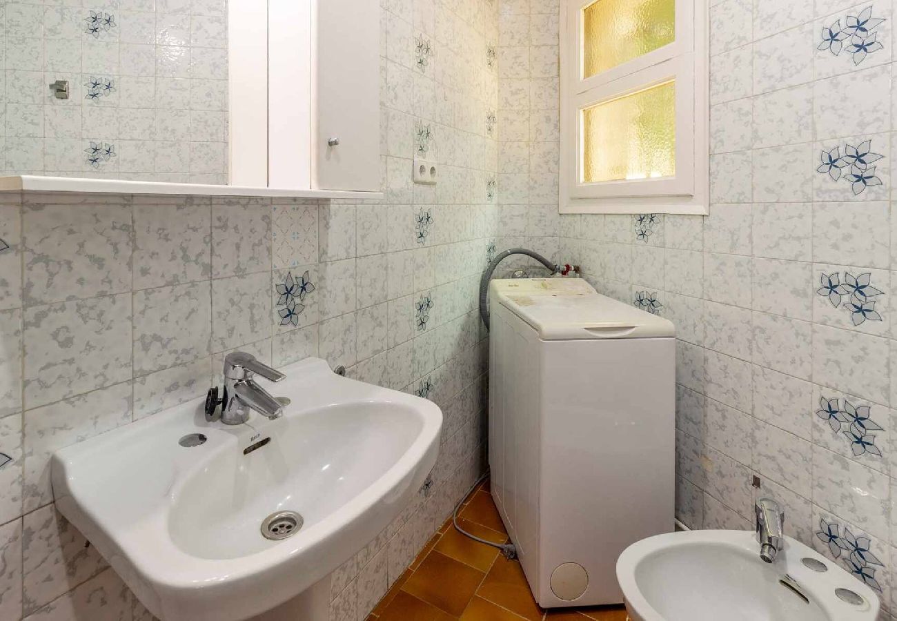 Appartement à Sant Feliu de Guixols - 20.00 Cubells 1  Cerca de la playa, con parking