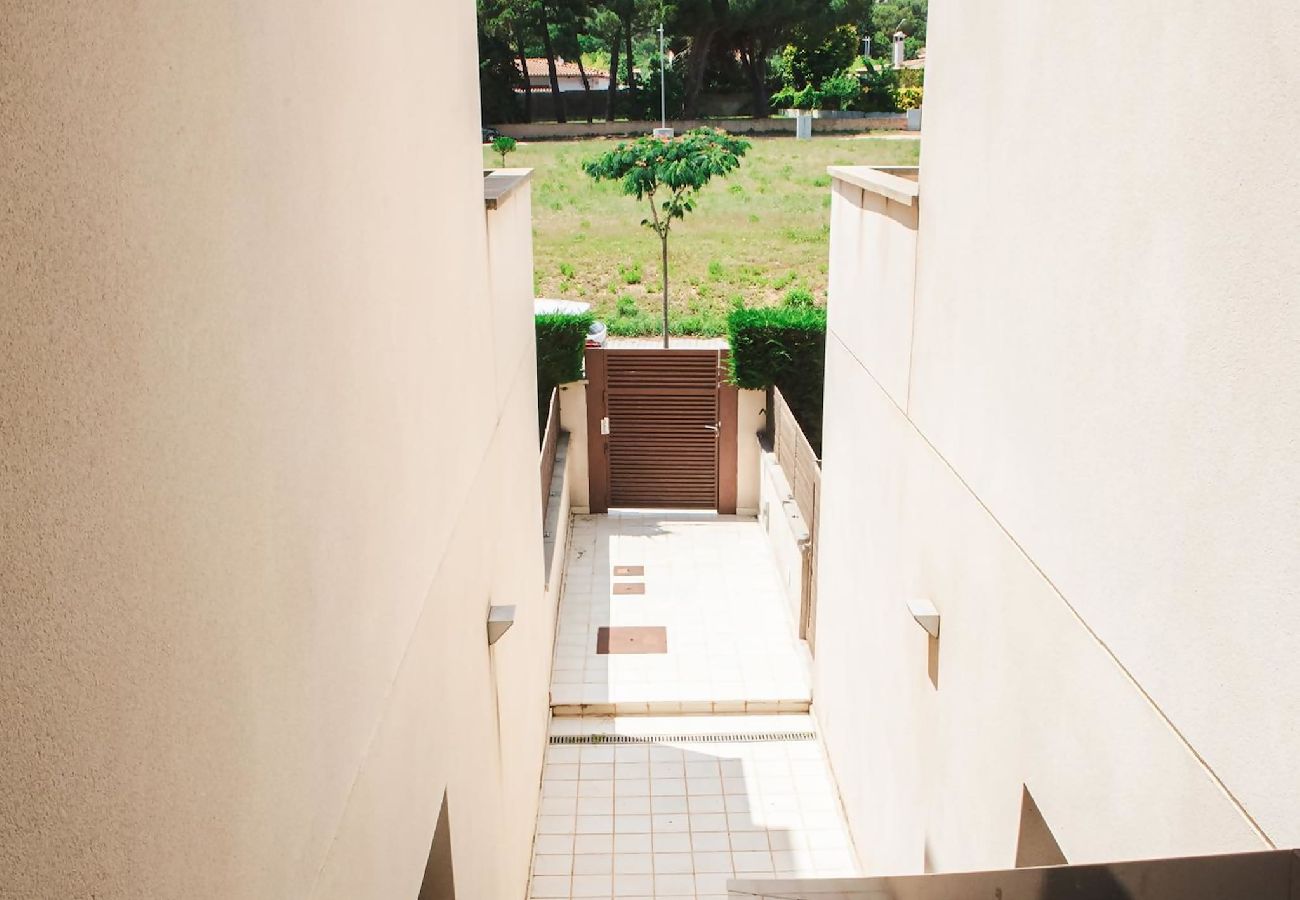 Appartement à S´agaro - 20.90 Duplex Piscina Parking muy cerca de Playa