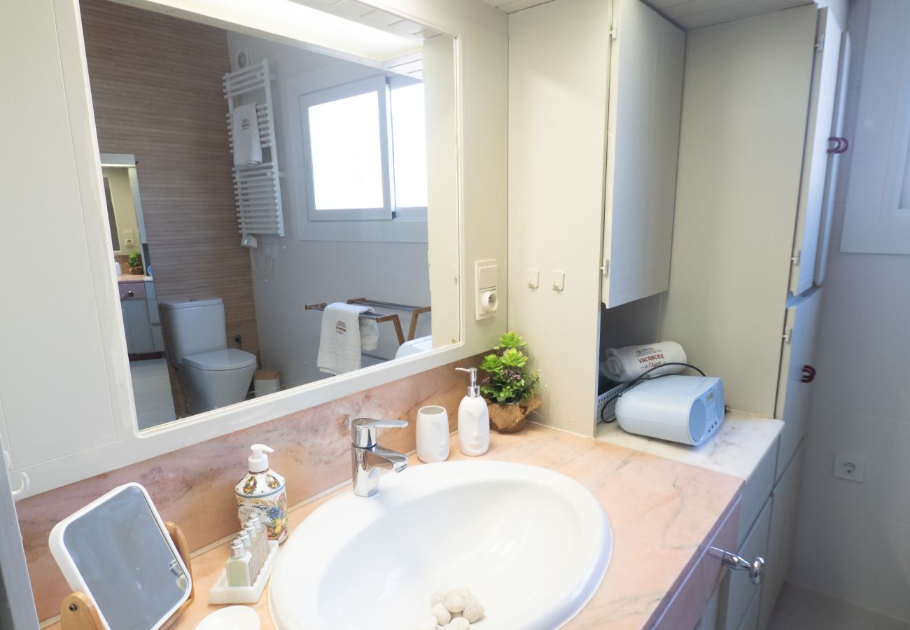 Maison à S´agaro - 19.00 Casa con Piscina privada