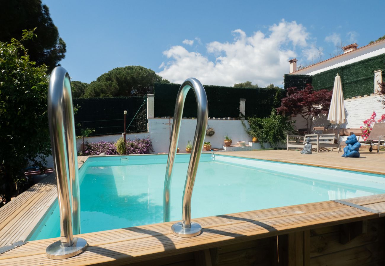 Maison à S´agaro - 19.00 Casa con Piscina privada