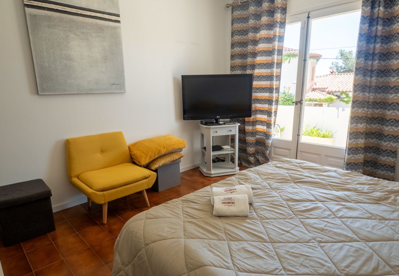 Maison à S´agaro - 19.00 Casa con Piscina privada