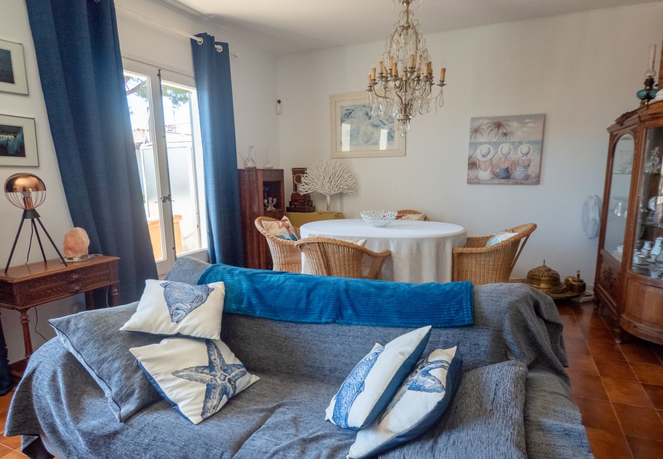 Maison à S´agaro - 19.00 Casa con Piscina privada