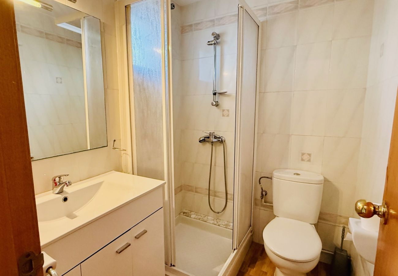 Appartement à S´agaro - 22.11 GIRONES Jardín privado y piscina com