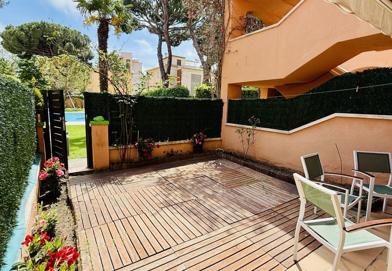 Appartement à S´agaro - 22.11 GIRONES Jardín privado y piscina com