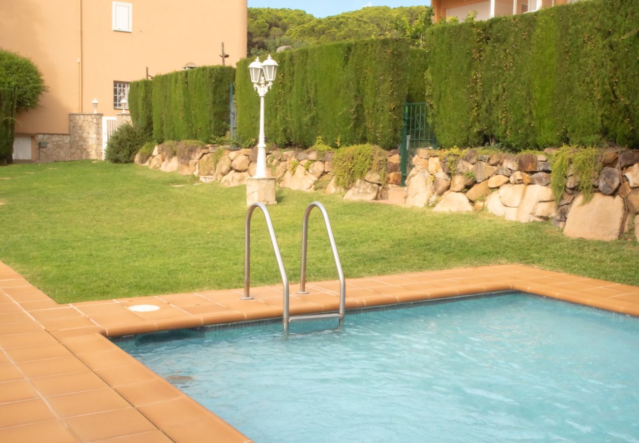 Appartement à S´agaro - 06.50 Ralet Apt piscina PK cerca de playa