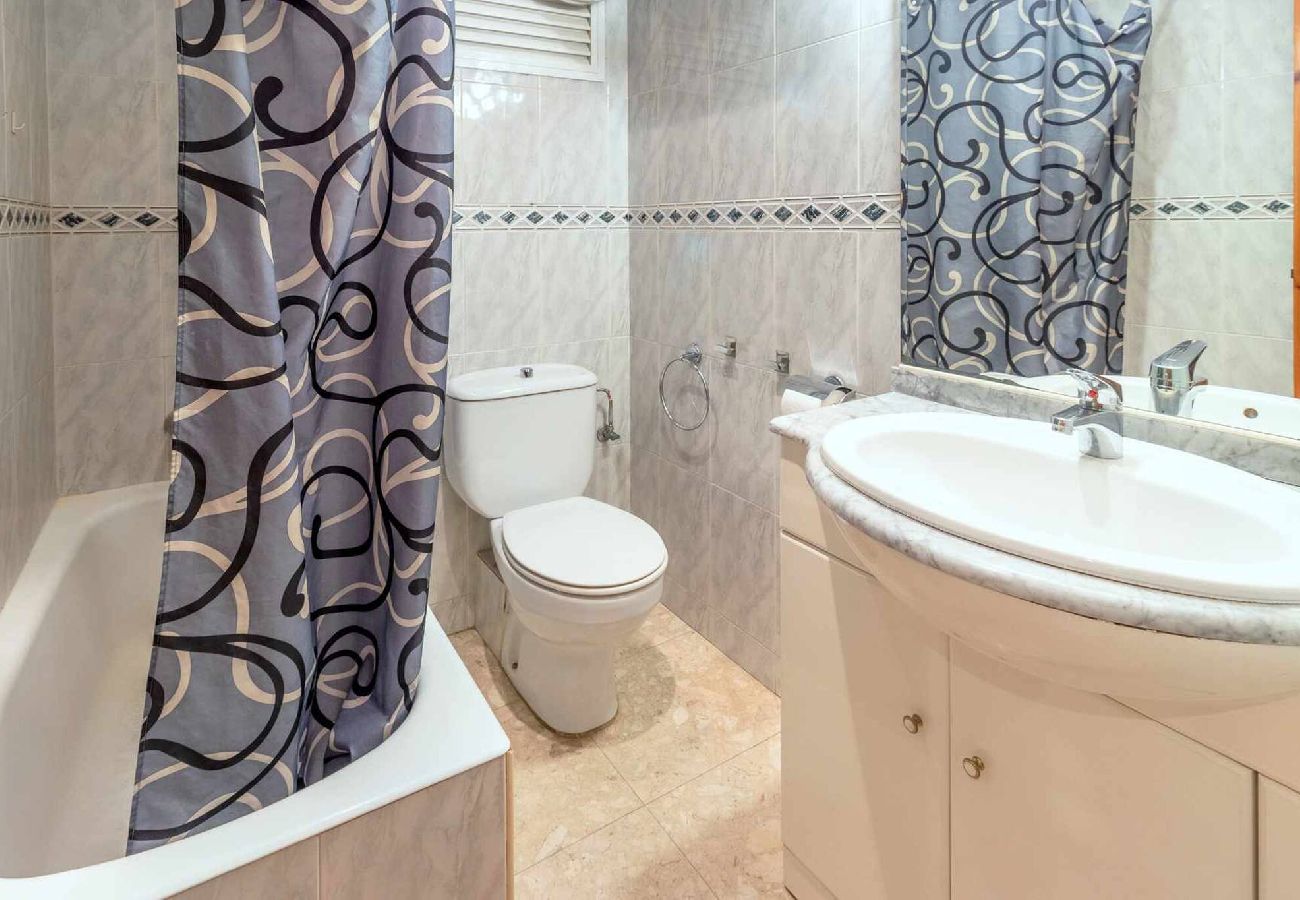 Apartament en Sant Feliu de Guixols - 29.30 Isard 7 S'Agaró Apto+PK junto a