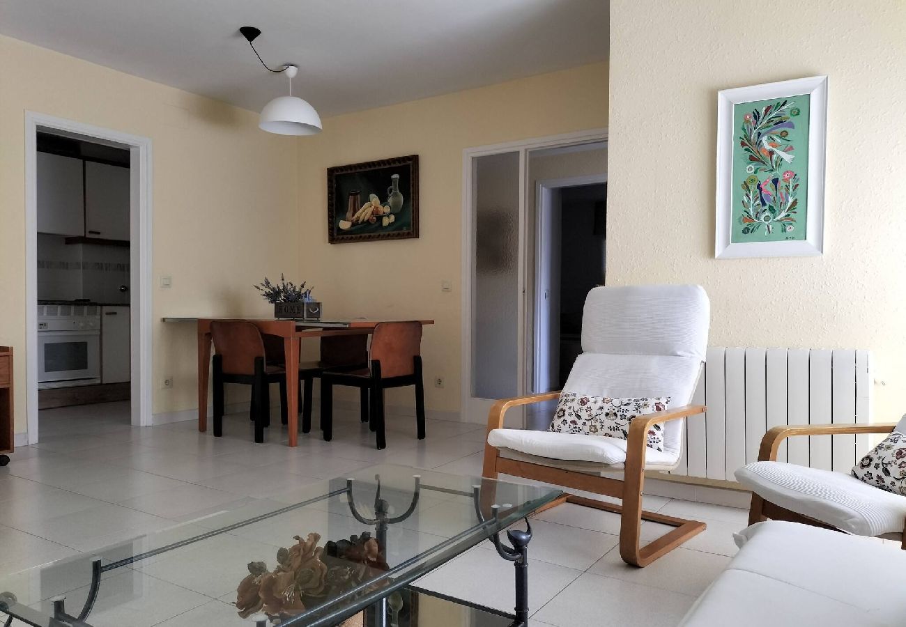 Apartament en S´agaro - 16.00 Les Pites I 2n 2a  Bonito apartamento con te