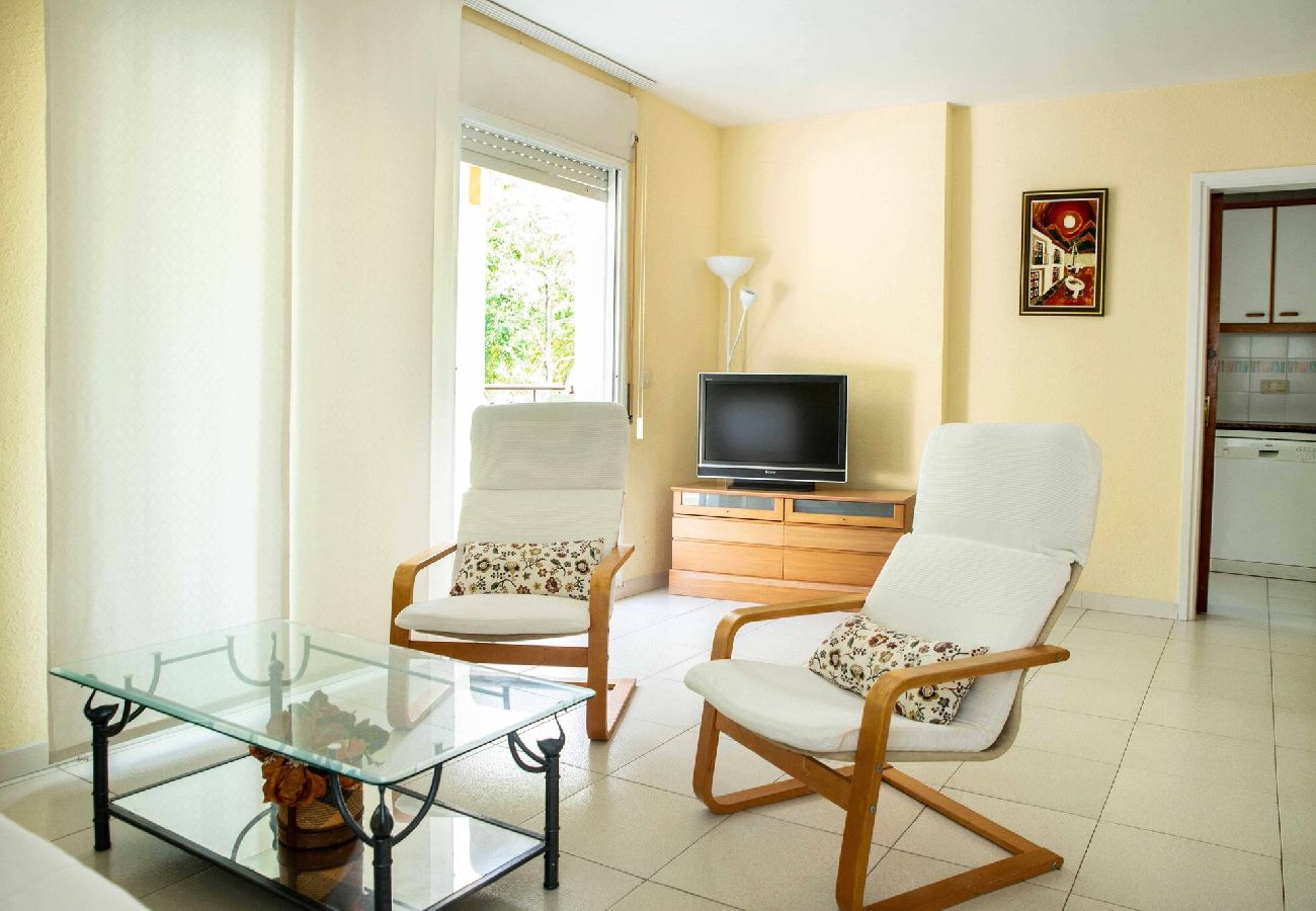 Apartament en S´agaro - 16.00 Les Pites I 2n 2a  Bonito apartamento con te