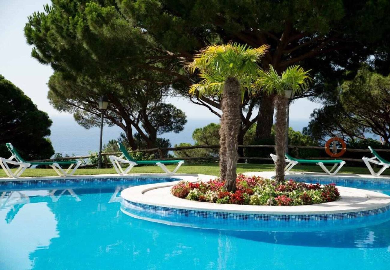 Apartament en Sant Feliu de Guixols - 47.00 S'Agaró Las Velas 2-9  Apto con vistas 