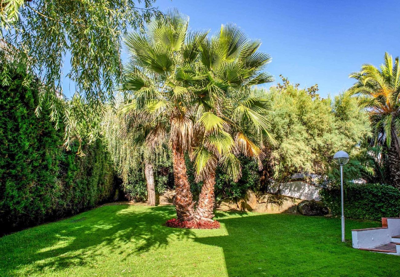 Apartament en S´agaro - 18.00 Voramar 8 Ii bxs b  Apartamento con jard&