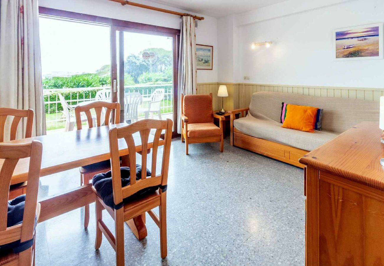 Apartament en Sant Feliu de Guixols - 38.00 S'Agaró Caleta Sol 205