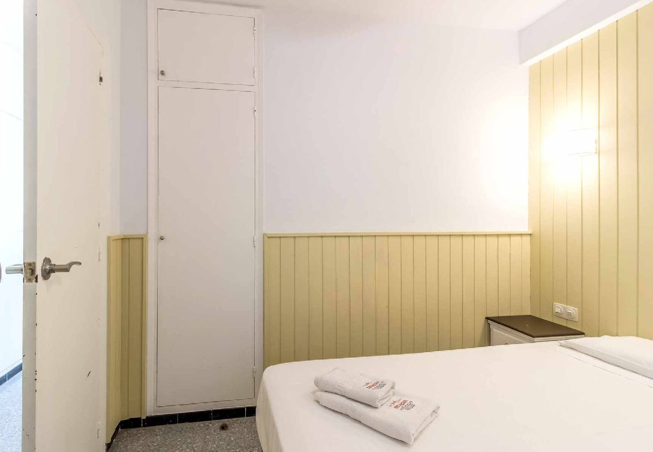 Apartament en Sant Feliu de Guixols - 38.00 S'Agaró Caleta Sol 205