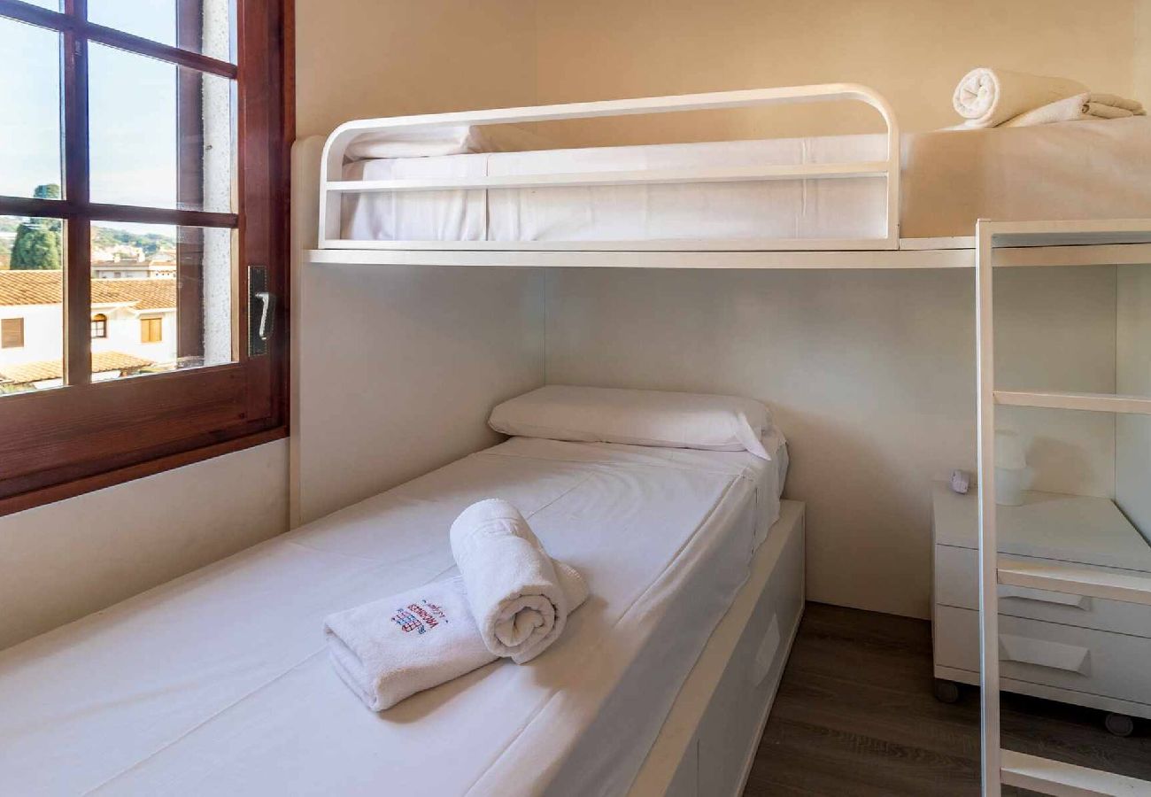 Apartament en Sant Feliu de Guixols - 28.10 Blanques 13 S'Agaró Casa con jardin