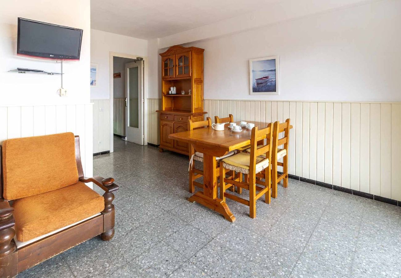 Apartament en Sant Feliu de Guixols - 38.30 S'Agaró Caleta Sol 403I Apt con terrazay PK