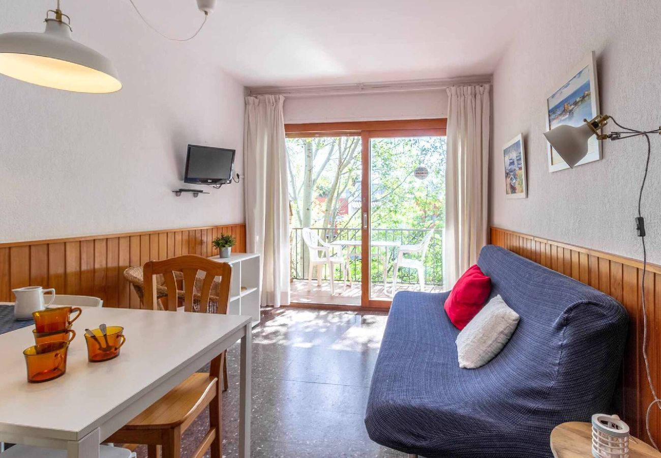 Apartament en Sant Feliu de Guixols - 27.00 Polcent 1 S'Agaró Apto. cercano