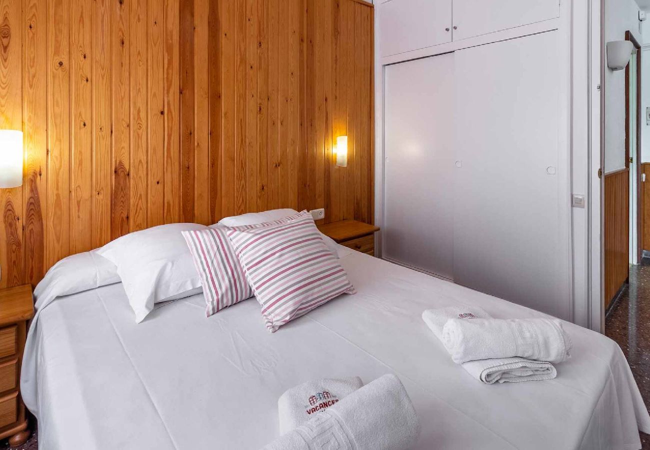 Apartament en Sant Feliu de Guixols - 27.00 Polcent 1 S'Agaró Apto. cercano