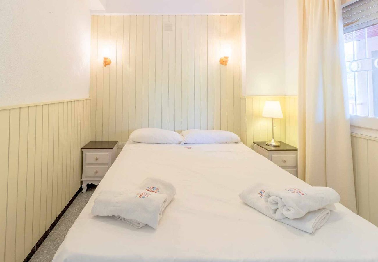 Apartament en Sant Feliu de Guixols - 38.40 S'Agaró Caleta Sol 505I Apt con terraza y vi