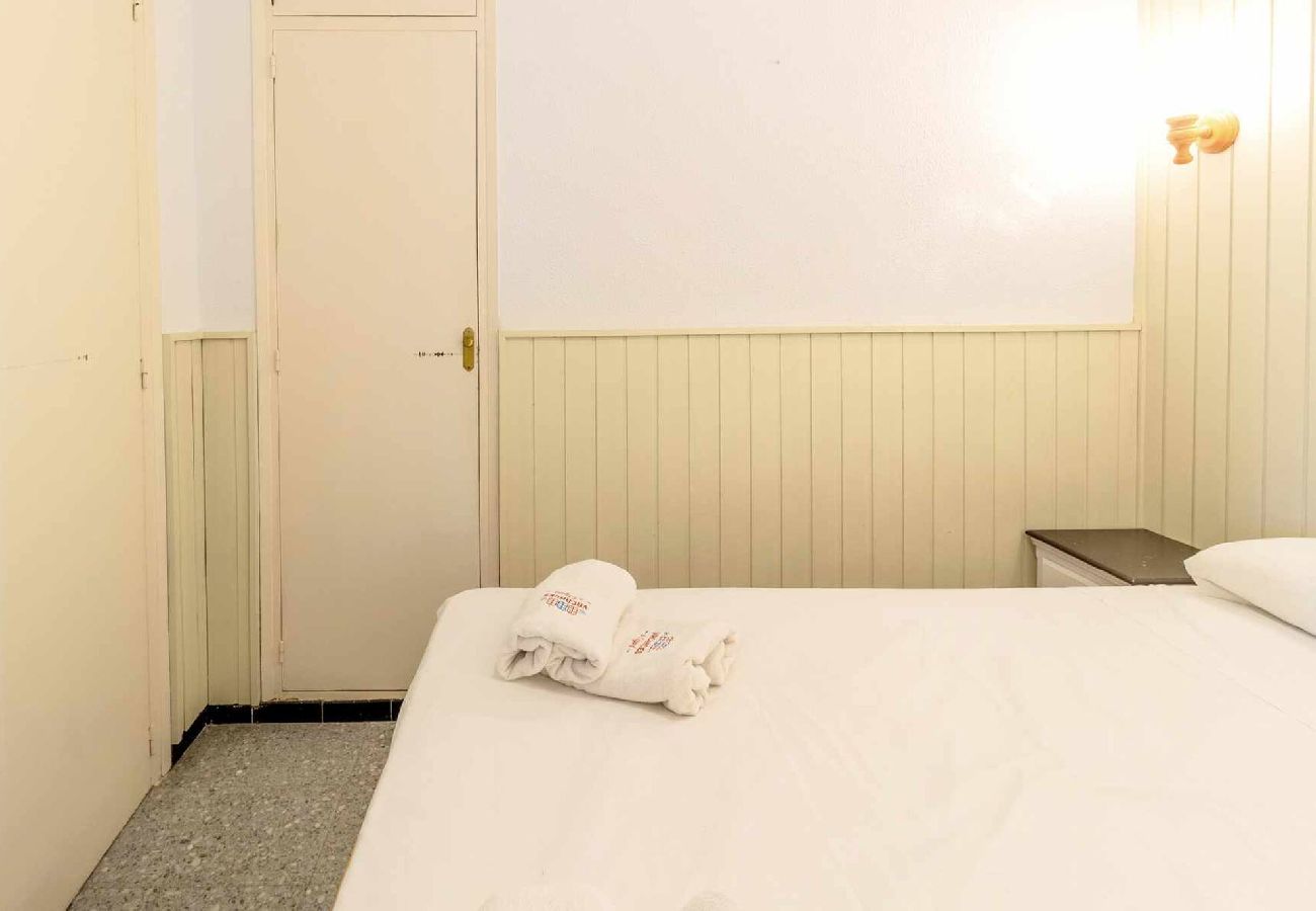 Apartament en Sant Feliu de Guixols - 38.40 S'Agaró Caleta Sol 505I Apt con terraza y vi