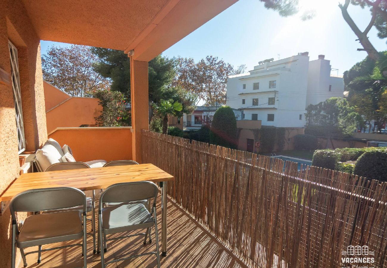 Apartament en S´agaro - 22.10 Girones Con Piscina Y Parking
