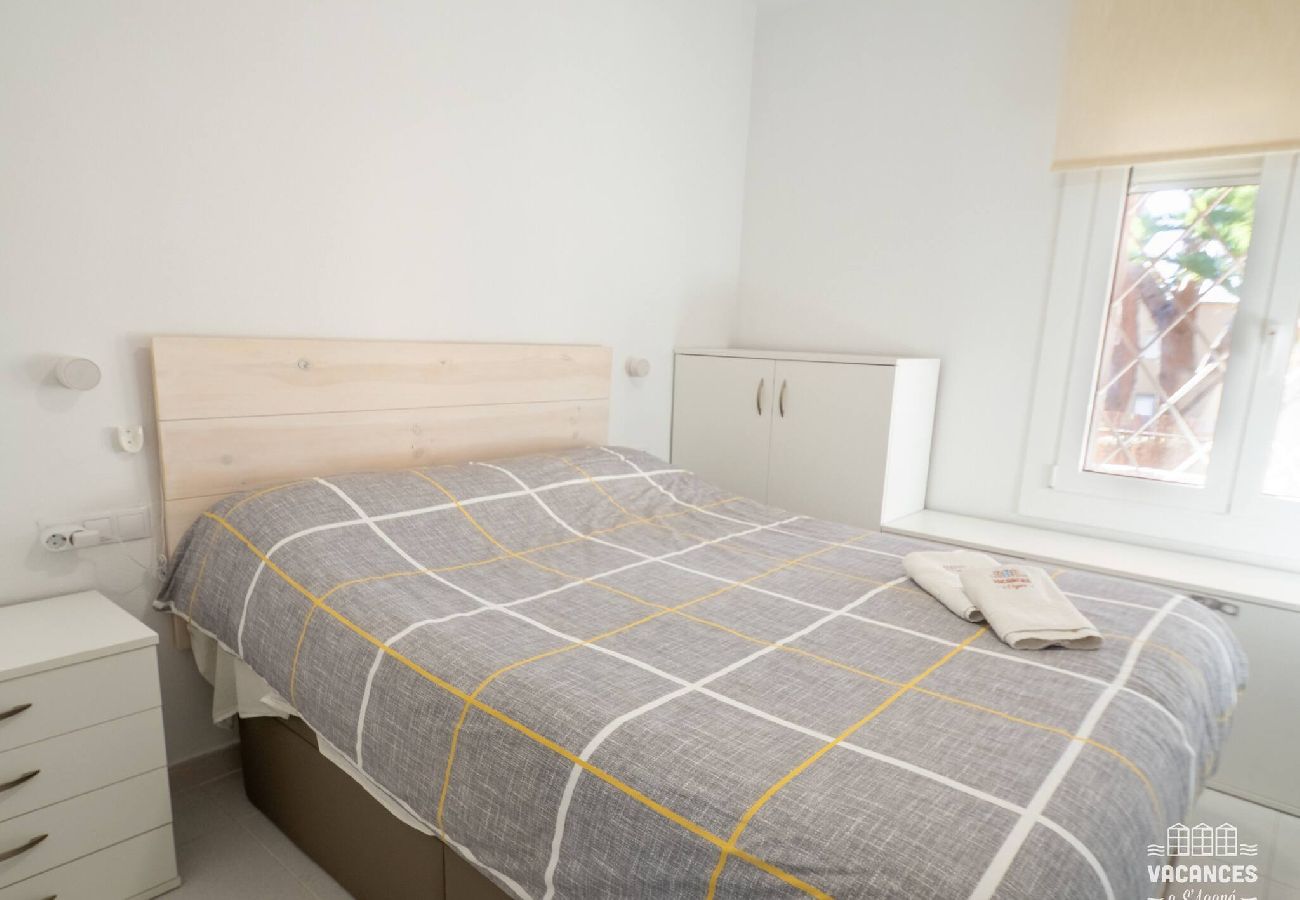 Apartament en S´agaro - 22.10 Girones Con Piscina Y Parking