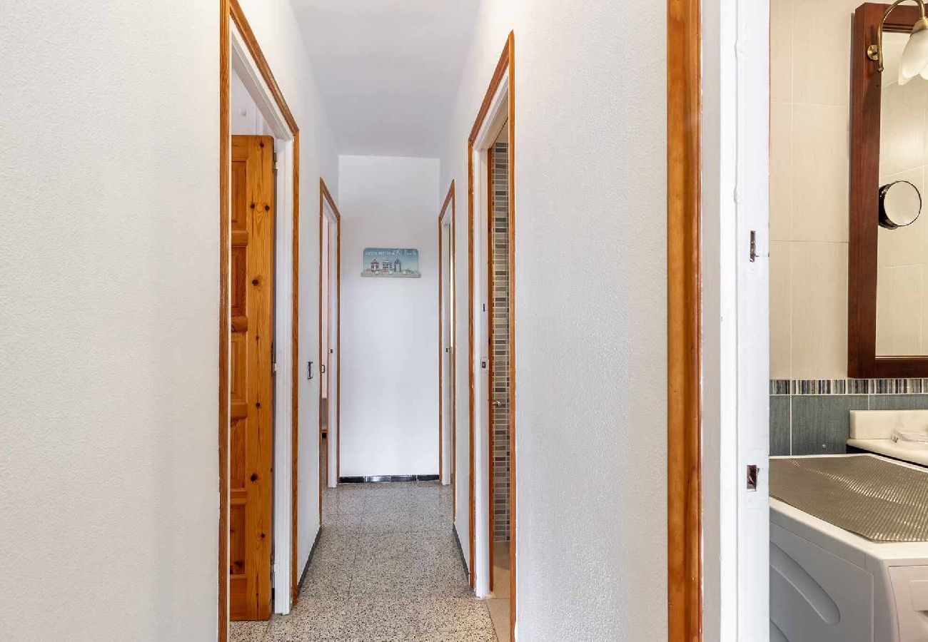 Apartament en Sant Feliu de Guixols - 24.40 Carrilet 37 pis  Bonito apartamento