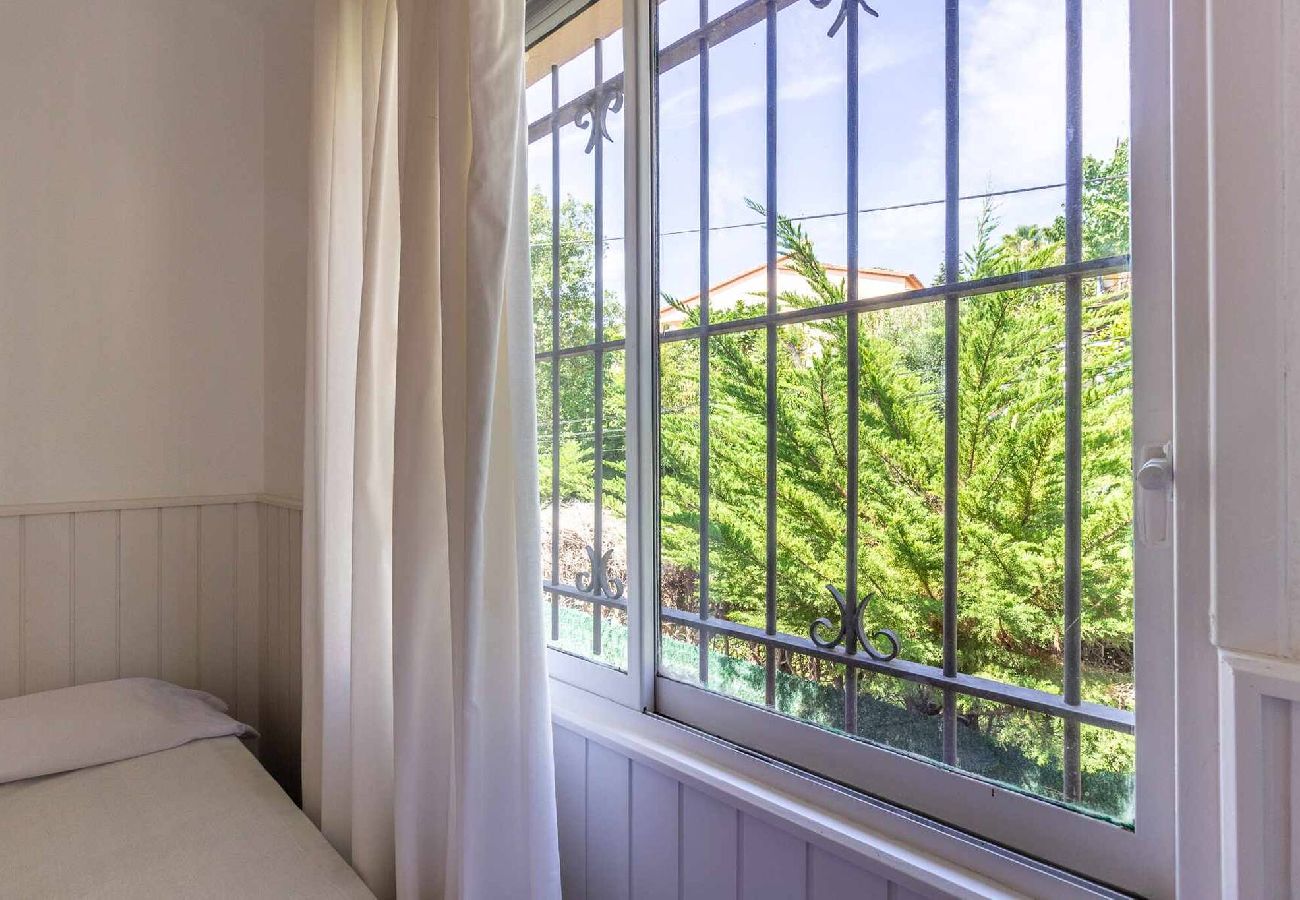 Apartament en Sant Feliu de Guixols - 24.40 Carrilet 37 pis  Bonito apartamento