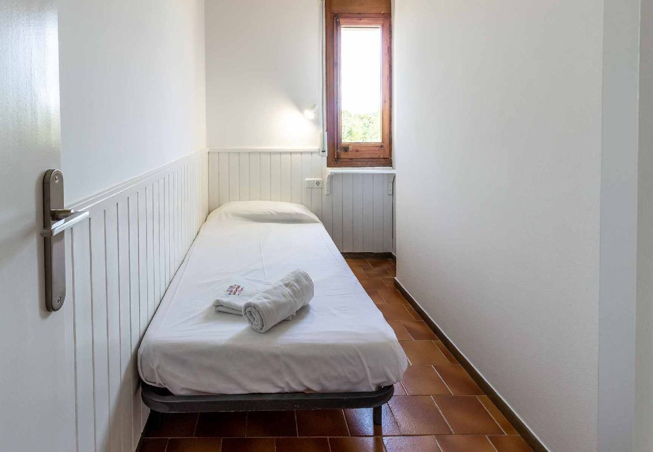 Apartament en Sant Feliu de Guixols - 20.00 Cubells 1  Cerca de la playa, con parking