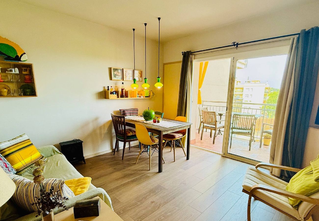 Apartament en S´agaro - 26.00 Creu St Pol S'Agaró G5  Terraza y v