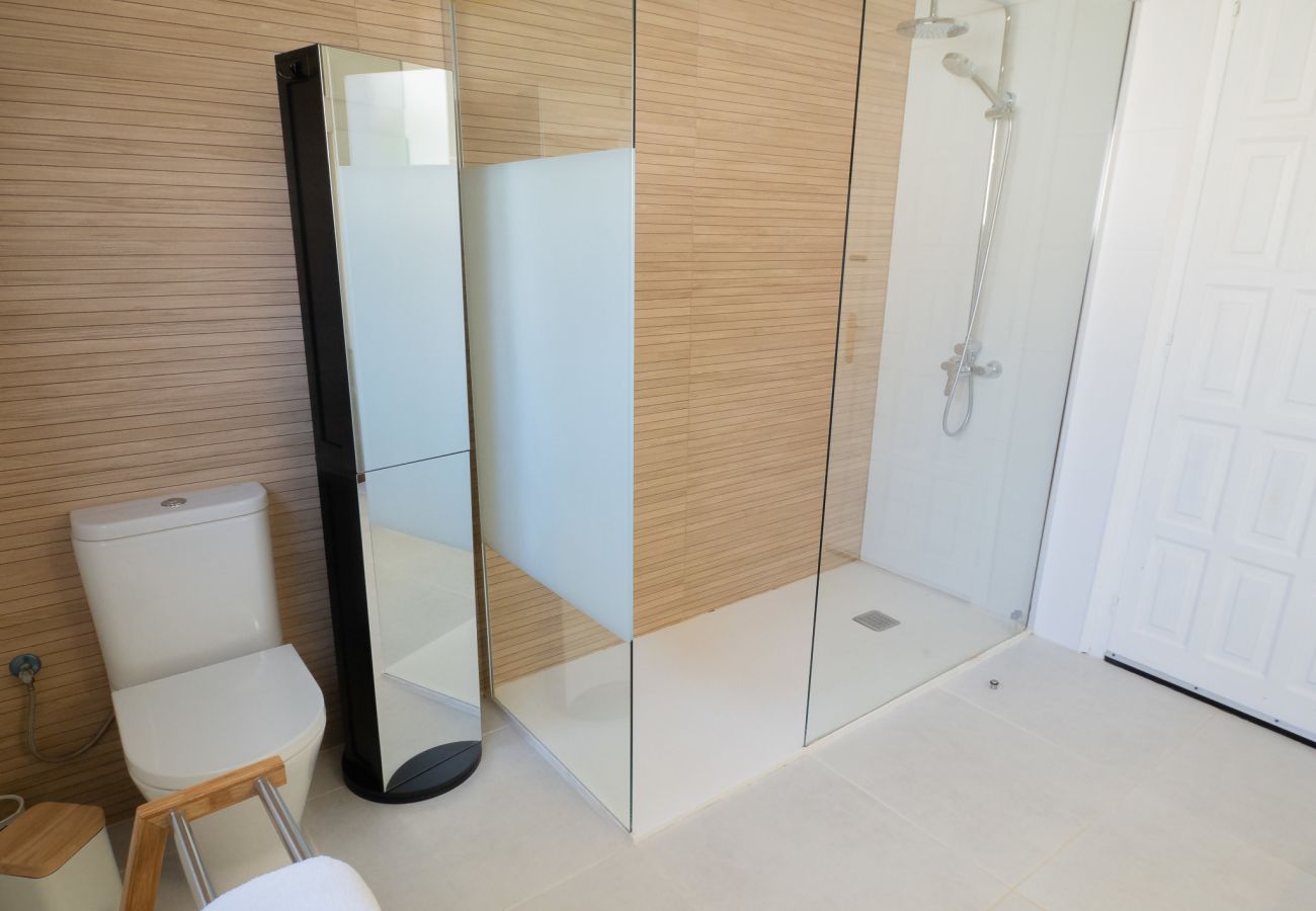 Casa en S´agaro - 19.00 Casa con Piscina privada