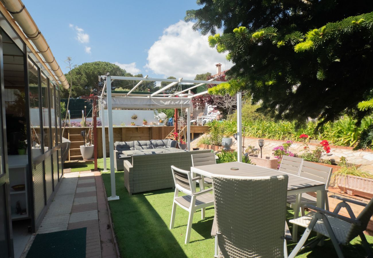 Casa en S´agaro - 19.00 Casa con Piscina privada