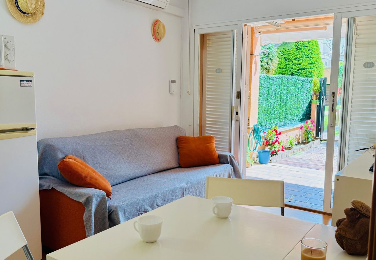 Apartament en S´agaro - 22.11 GIRONES Jardín privado y piscina com