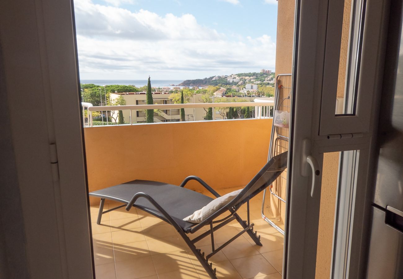 Apartament en S´agaro - 06.50 Ralet Apt piscina PK cerca de playa